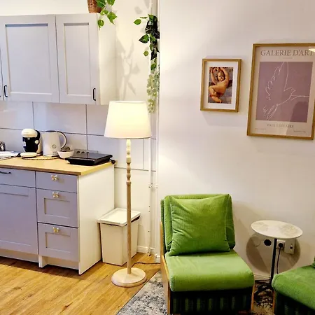 Stylish & Cosy Apartment In Berlin, Wifi